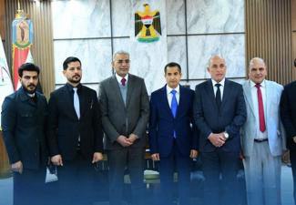 رئيس جامعة سومر وعميد كلية القانون يزوران محافظ ذي قار ويهنئانه بتسنّمه المنصب الجديد